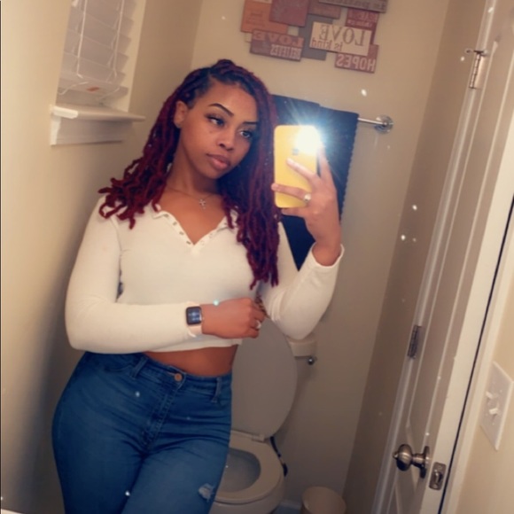 Meet your Posher, Jaeda - Picture 1 of 1